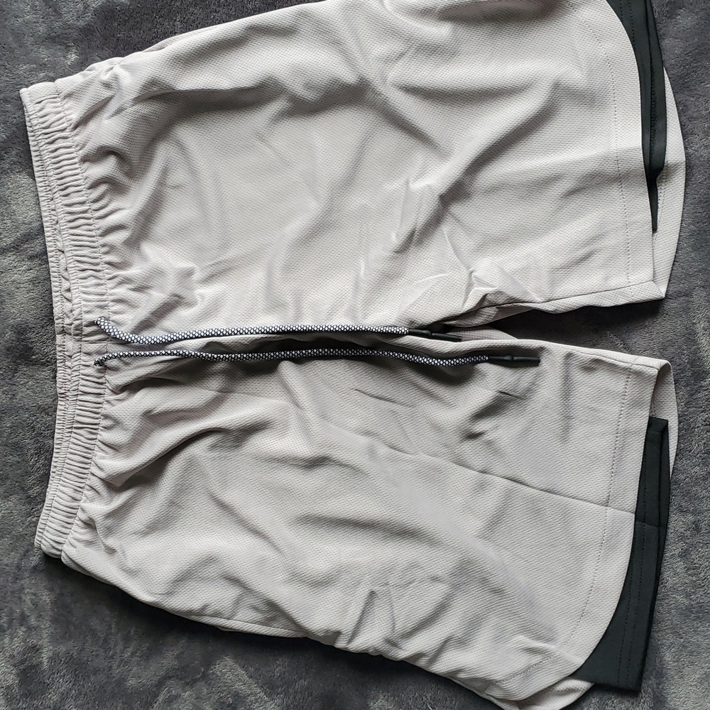 Compression gym workout shorts